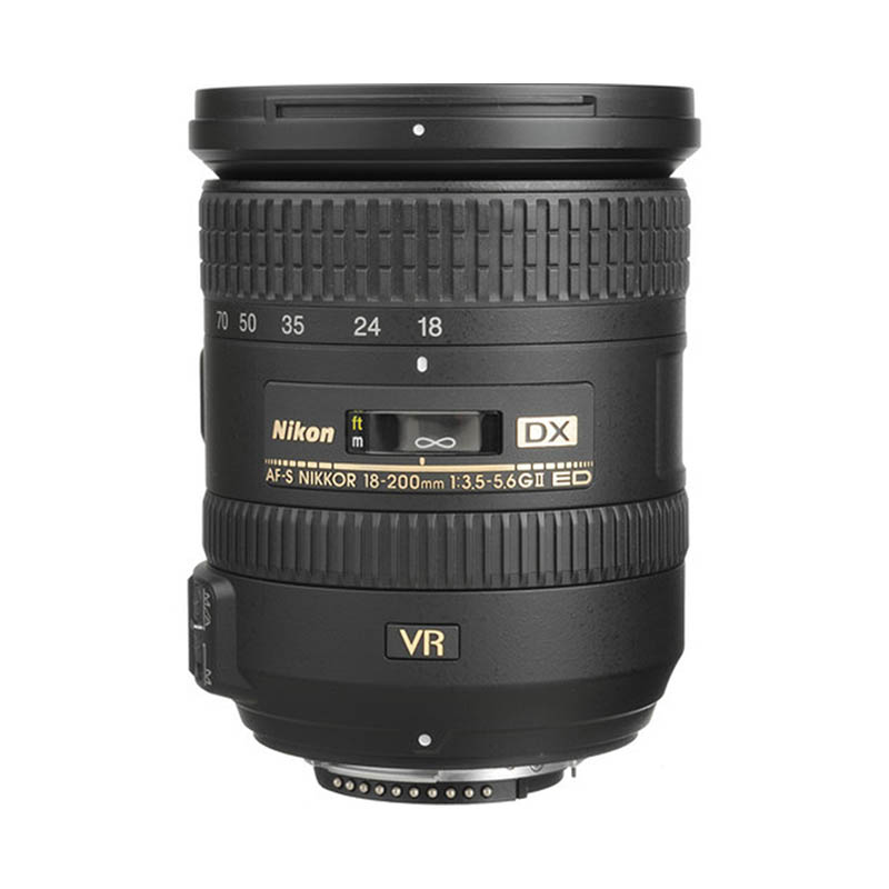 Nikon AF-S DX 18-200mm 3.5-5.6G IF-ED II VR