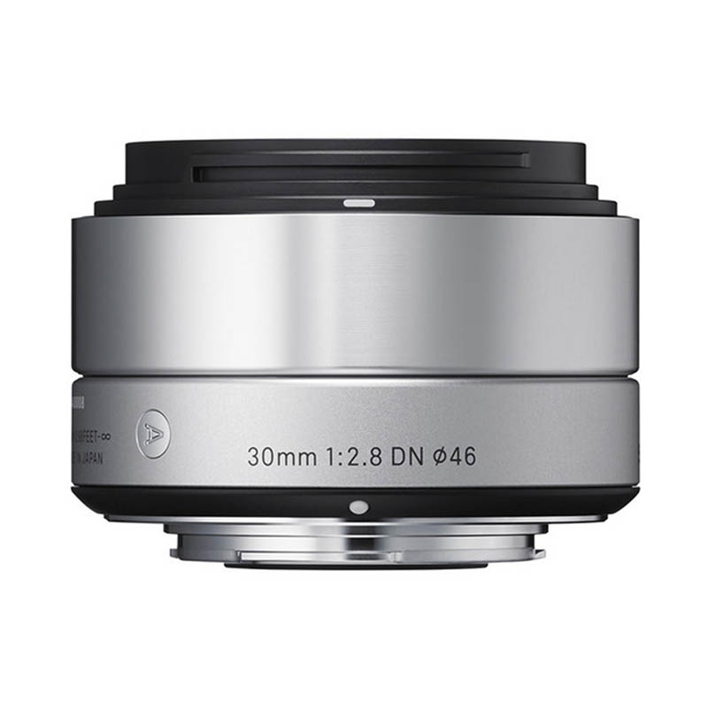 Sigma 30mm F/2.8 DN • Sony E-mount • silver